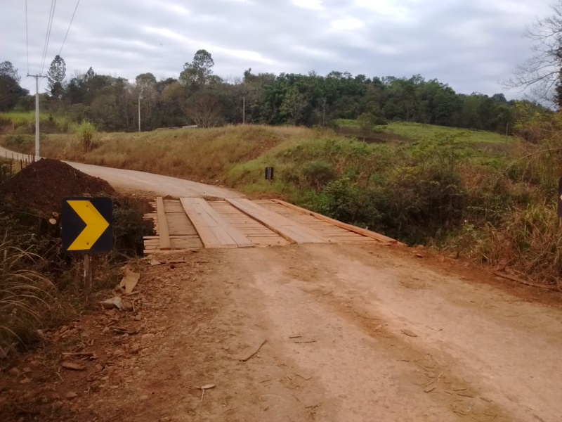 DAER REALIZA REFORMA DE PONTE SOBRE O LAJEADO CACHOEIRA
